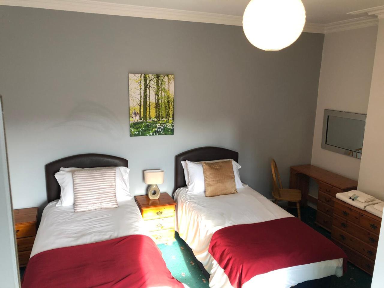 The Clee Hotel - Cleethorpes, Grimsby, Lincolnshire ภายนอก รูปภาพ