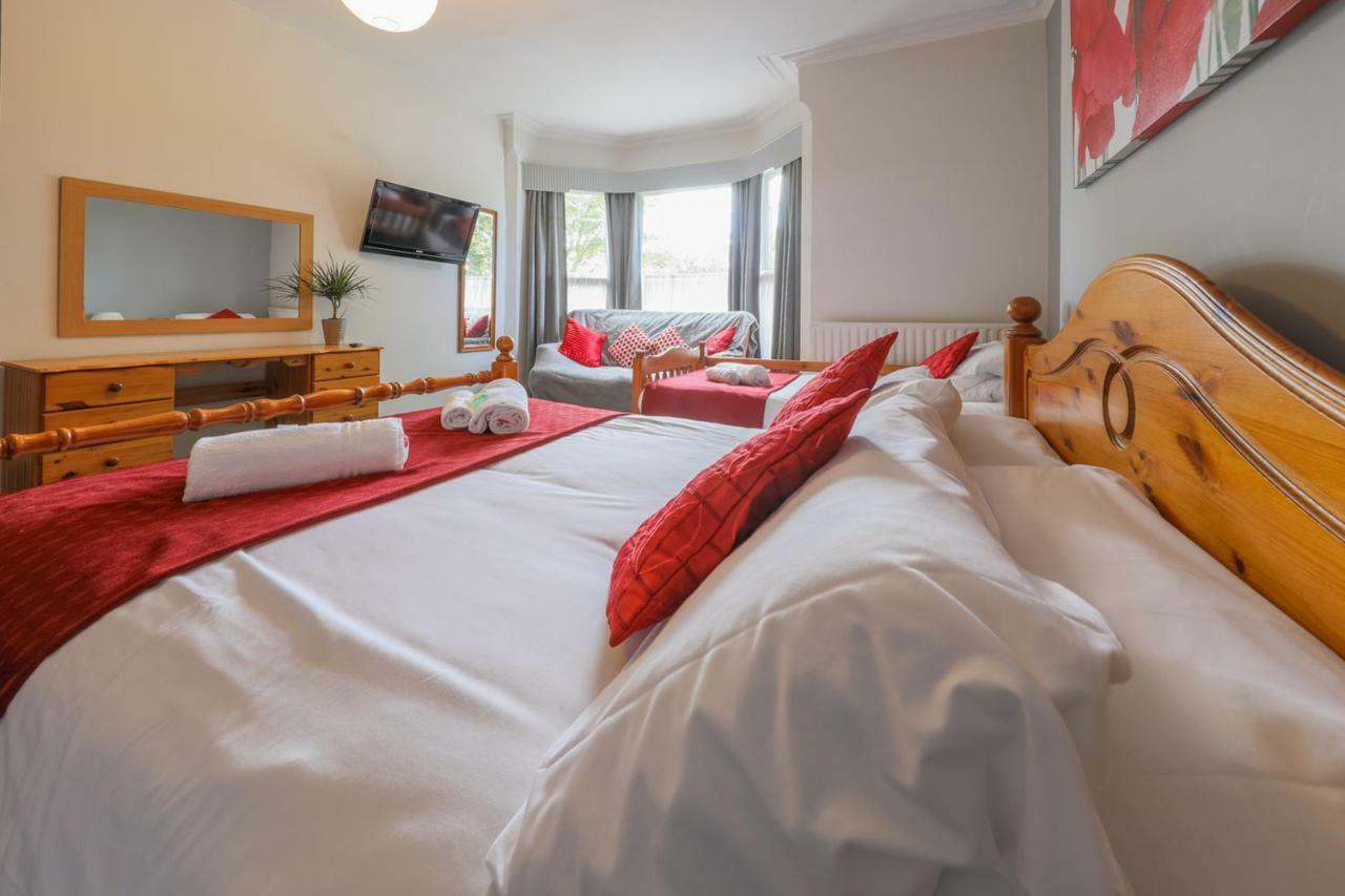 The Clee Hotel - Cleethorpes, Grimsby, Lincolnshire ภายนอก รูปภาพ