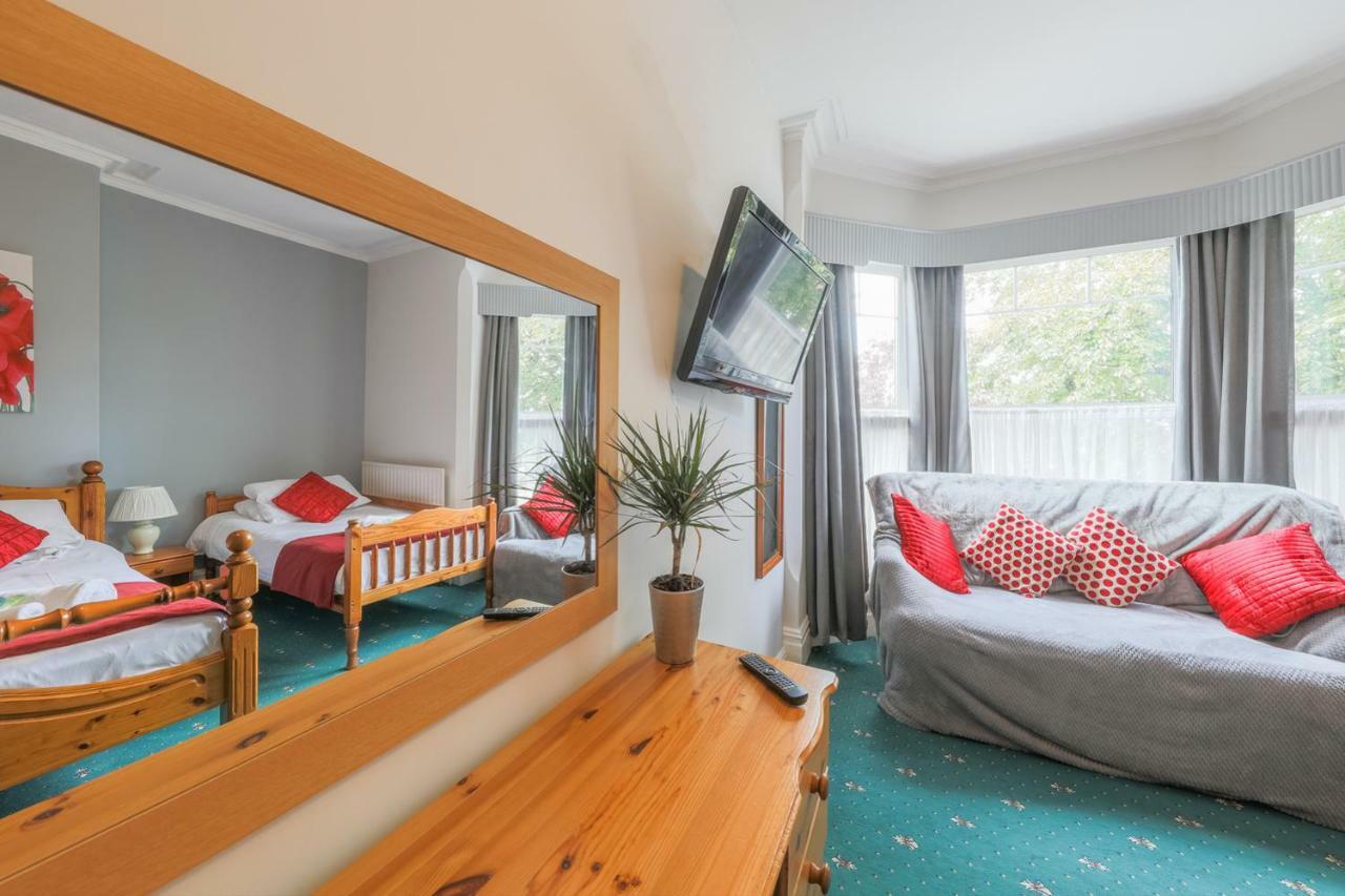 The Clee Hotel - Cleethorpes, Grimsby, Lincolnshire ภายนอก รูปภาพ