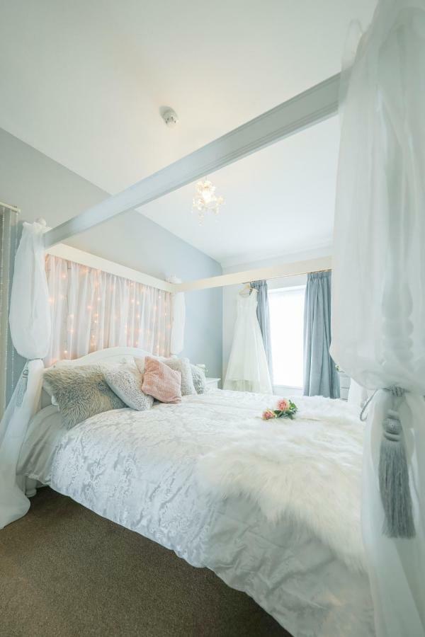 The Clee Hotel - Cleethorpes, Grimsby, Lincolnshire ภายนอก รูปภาพ