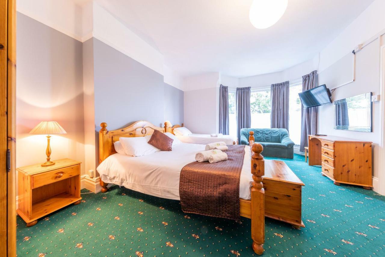 The Clee Hotel - Cleethorpes, Grimsby, Lincolnshire ภายนอก รูปภาพ