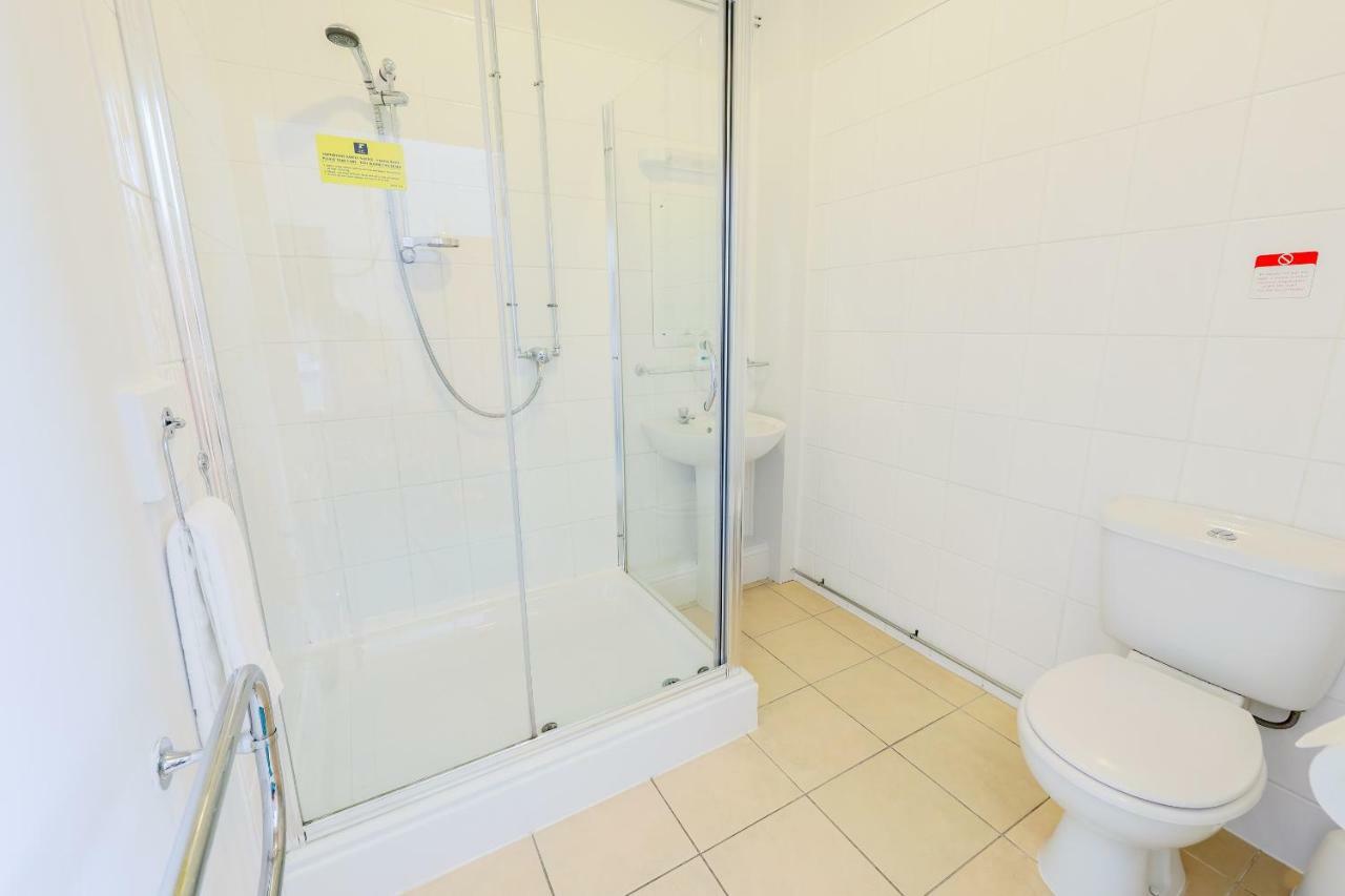 The Clee Hotel - Cleethorpes, Grimsby, Lincolnshire ภายนอก รูปภาพ