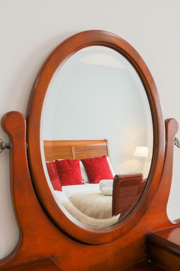 The Clee Hotel - Cleethorpes, Grimsby, Lincolnshire ภายนอก รูปภาพ