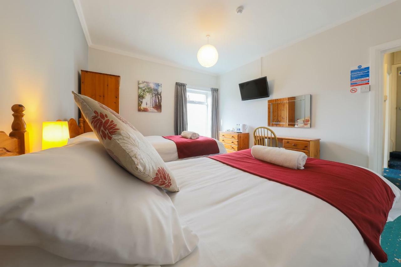 The Clee Hotel - Cleethorpes, Grimsby, Lincolnshire ภายนอก รูปภาพ